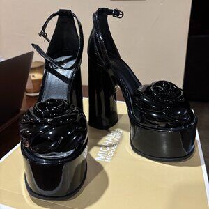 MICHAEL KORS platform heels